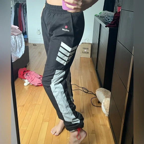 Track pants - Picture 2 of 4